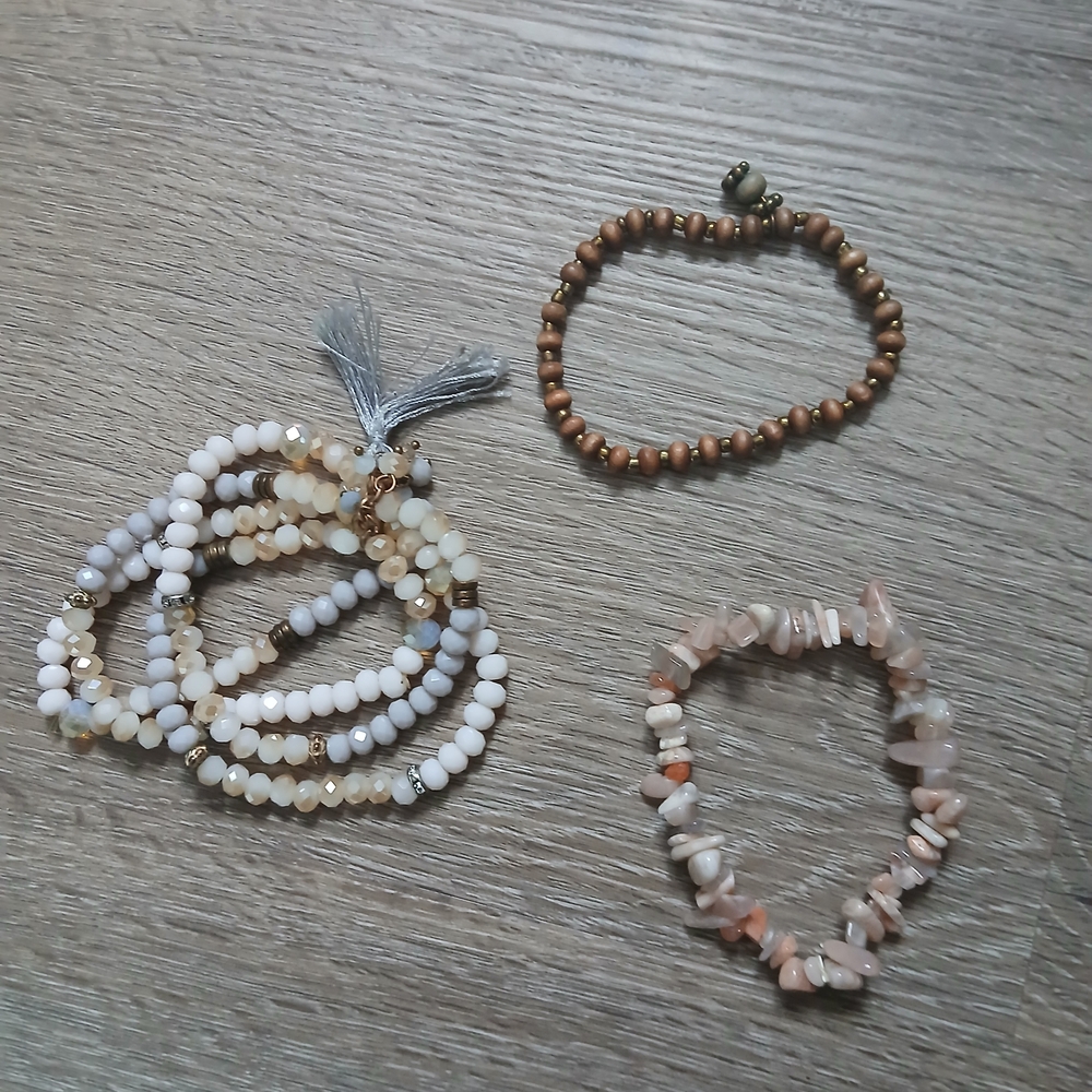 Chic Vintage Beaded Bracelet Trio